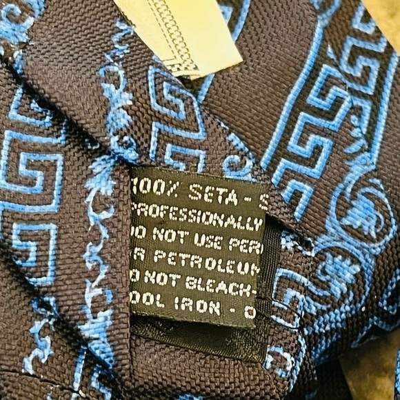 GIANNI VERSACE Vintage 100% Silk Neck Tie Blue Black - Picture 10 of 13
